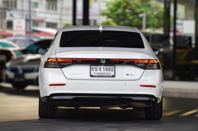 Honda Accord 2.0 EL e ปี 2024 (6ขง 1992)