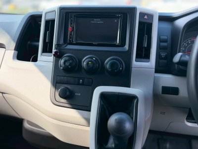 Toyota Commuter High Roof 2.8 ปี 2019