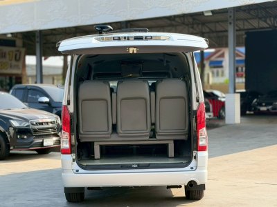 Toyota Commuter High Roof 2.8 ปี 2019