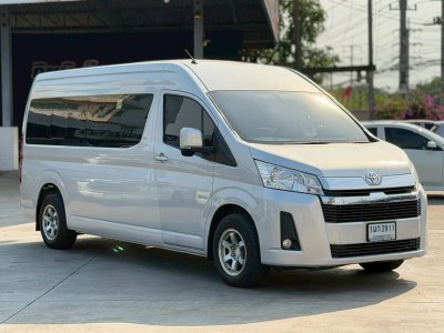 Toyota Commuter High Roof 2.8 ปี 2019