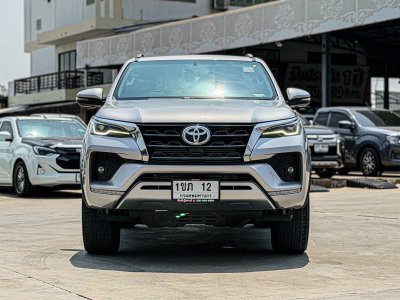 TOYOTA FORTUNER 2.4 V  ปี 2020 (1ขภ12)