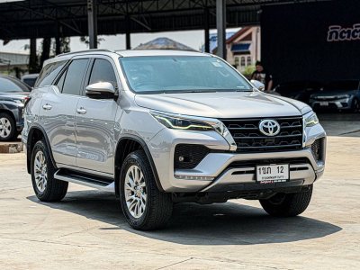 TOYOTA FORTUNER 2.4 V  ปี 2020 (1ขภ12)