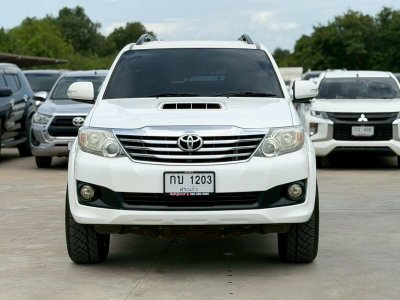 TOYOTA FORTUNER 3.0 V (CHAMP) AT ปี 2014  (กบ1203)