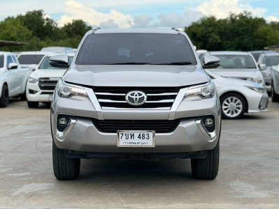 TOYOTA FORTUNER 2.4 V 4WD AT ปี 2018 (7ขห 483)