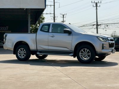 ISUZU All New D-Max Space Cab 1.9 Z AT Hi-Lander