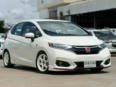 HONDA JAZZ GK 1.5 S MT ปี 2019 (8กส5094)