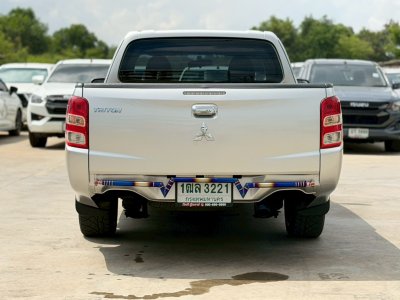 MITSUBISHI TRITON MEGA CAB 2.5 GLS ปี 2016 (1ฒล3221)