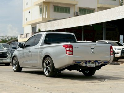 MITSUBISHI TRITON MEGA CAB 2.5 GLS ปี 2016 (1ฒล3221)