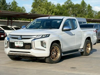 MITSUBISHI TRITON MEGA CAB 2.4 GLS PLUS ปี 2021 (บษ 8124)