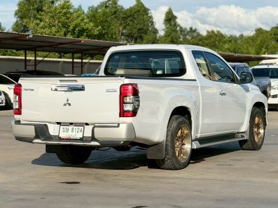 MITSUBISHI TRITON MEGA CAB 2.4 GLS PLUS ปี 2021 (บษ 8124)