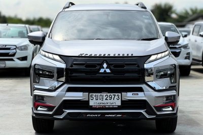 Mitsubishi Xpander Cross 1.5 ปี 2023 (5ขญ 2973)