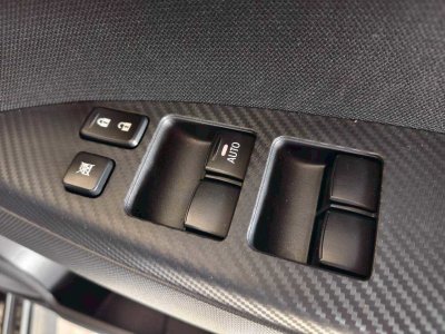 Nissan รถมือสอง