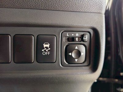 Nissan รถมือสอง