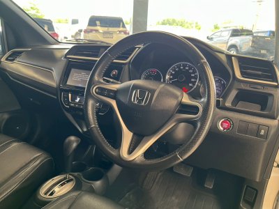 HONDA BR-V 1.5 SV ปี 2018 (7กษ1202)