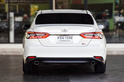 TOYOTA CAMRY 2.5 SPORT ปี 2023 (4ขผ 1049)