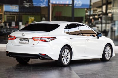 TOYOTA CAMRY 2.5 SPORT ปี 2023 (4ขผ 1049)