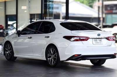 TOYOTA CAMRY 2.5 HYBRID PREMIUM AT ปี 2021 (1ขอ146)