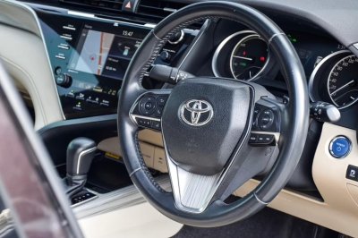 Camry Hybrid Premium มือสอง