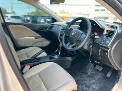 Honda City 1.5 S ปี 2015