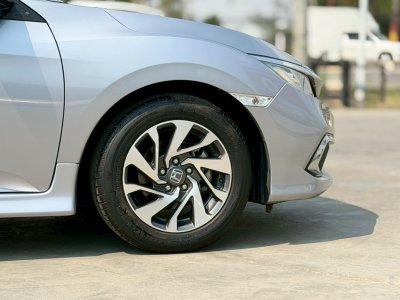 Honda Civic FC 1.8 E MY18