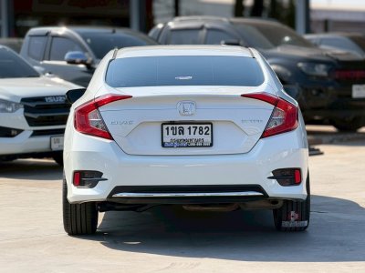 Honda Civic 1.8 EL ปี 2020 สีขาว
