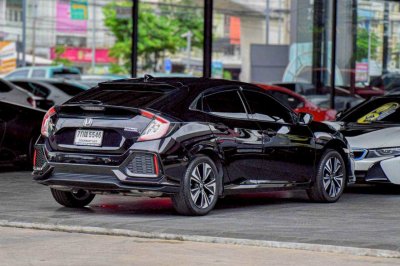 Honda Civic FK มือสอง