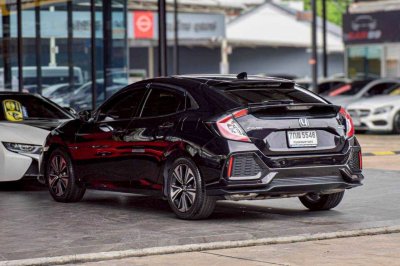 Honda Civic FK มือสอง