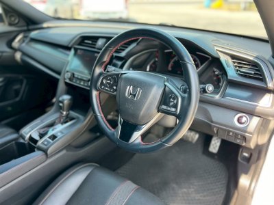 Civic 1.5 Turbo RS มือสอง