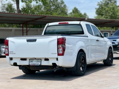 ISUZU D-MAX 1.9 SpaceCab S DA MT ปี 2023 (3ฒว1350)