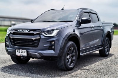 ISUZU D-MAX V-CROSS 3.0 4WD ปี 2022 (จธ 2936)