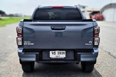 ISUZU D-MAX V-CROSS 3.0 4WD ปี 2022 (จธ 2936)
