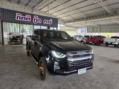 ISUZU D-MAX SPACECAB 1.9 HI-LANDER Z ปี 2024