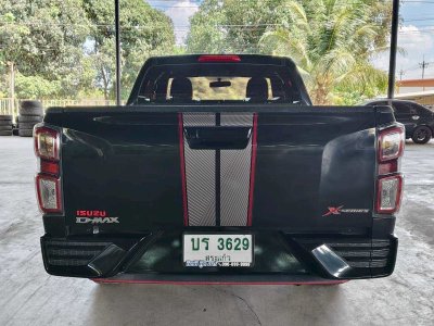 D-Max แต่งโรงงาน