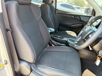 D-Max 4 ประตู มือสอง