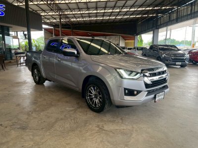 ISUZU D-MAX CAB4 1.9 Z MT ปี 2021 (2ขฌ4093)