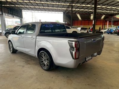 ISUZU D-MAX CAB4 1.9 Z MT ปี 2021 (2ขฌ4093)