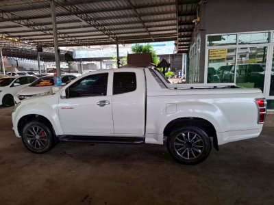 ISUZU D-MAX X-SERIES CAB 1.9 HI-LANDER ปี 2016 (บย 4471)