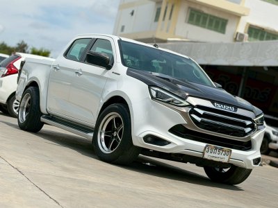 ISUZU D-MAX CAB4 1.9 Z HI-LANDER ปี 2022 (3ขถ5730)
