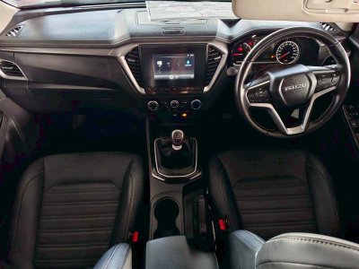 D-Max 4 ประตู 2023 มือสอง