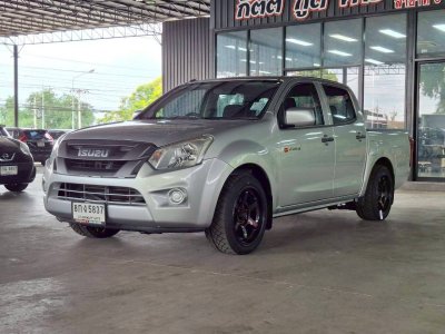 ISUZU D-MAX CAB4 1.9 S MT ปี 2017 (8กง5837)