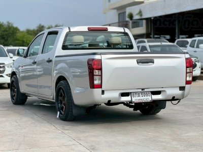 ISUZU D-MAX CAB4 1.9 S BLUE POWER MT ปี 2016 (6กฆ5990)