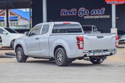 Isuzu มือสอง