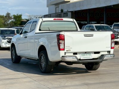 ISUZU D-MAX SPACECAB 1.9 S ปี 2022 (3ฒต 6795)