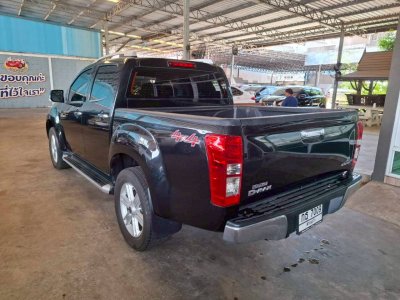 ISUZU D-MAX CAB4 3.0 Z V-CROSS ปี 2017