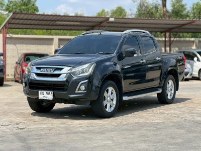 Dmax V Cross มือสอง
