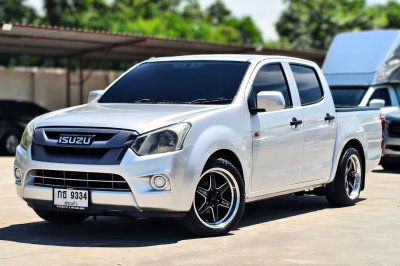 ISUZU D-MAX CAB4 1.9 S ปี 2017 (กธ 9334)