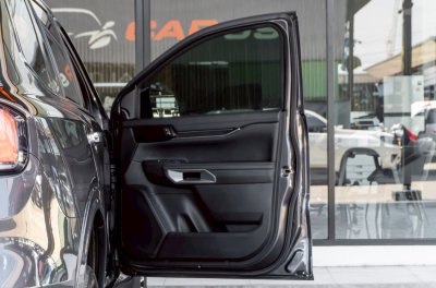 Everest Titanium+ มือสอง