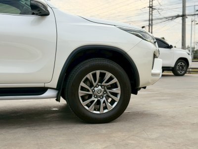 Toyota Fortuner มือสอง