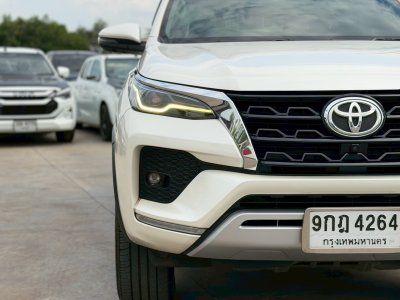 Toyota Fortuner มือสอง