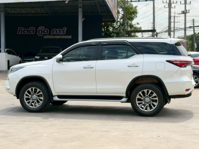 Toyota Fortuner มือสอง